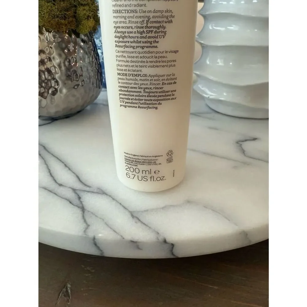 ELEMIS use face heavy
